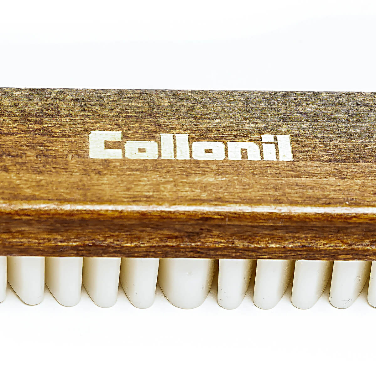Collonil Velour Boy Suèdeborstel detail logo