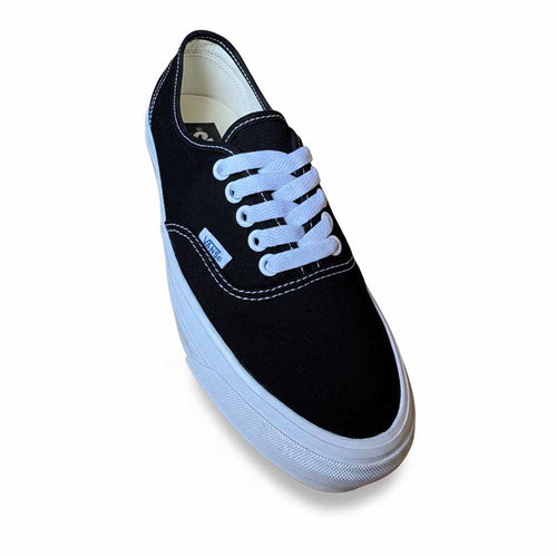 VANS Authentic veters – Plat standaard 8mm breed, Wit