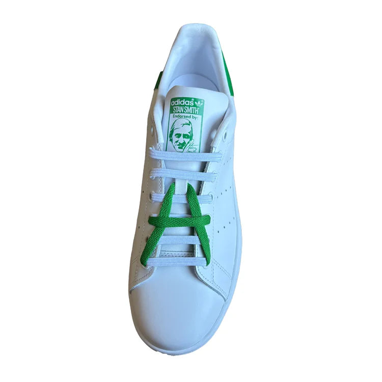 veters-lettervorm-strik-adidas-sneaker