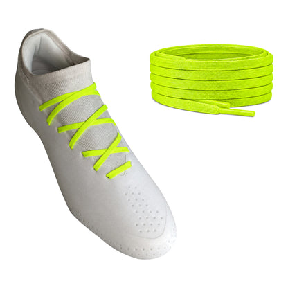 Geel – veters plat smal voetbal geel neon 02 aan schoen