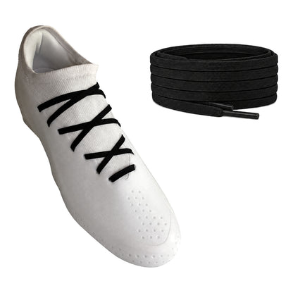 Zwart – veters plat smal voetbal zwart 02 aan schoen